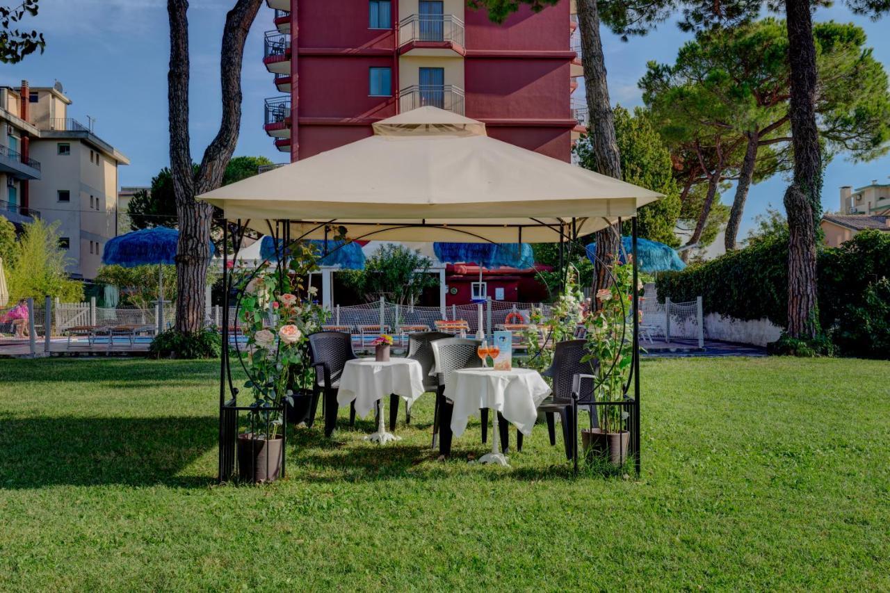 Hotel Frank Lido di Jesolo Exterior photo